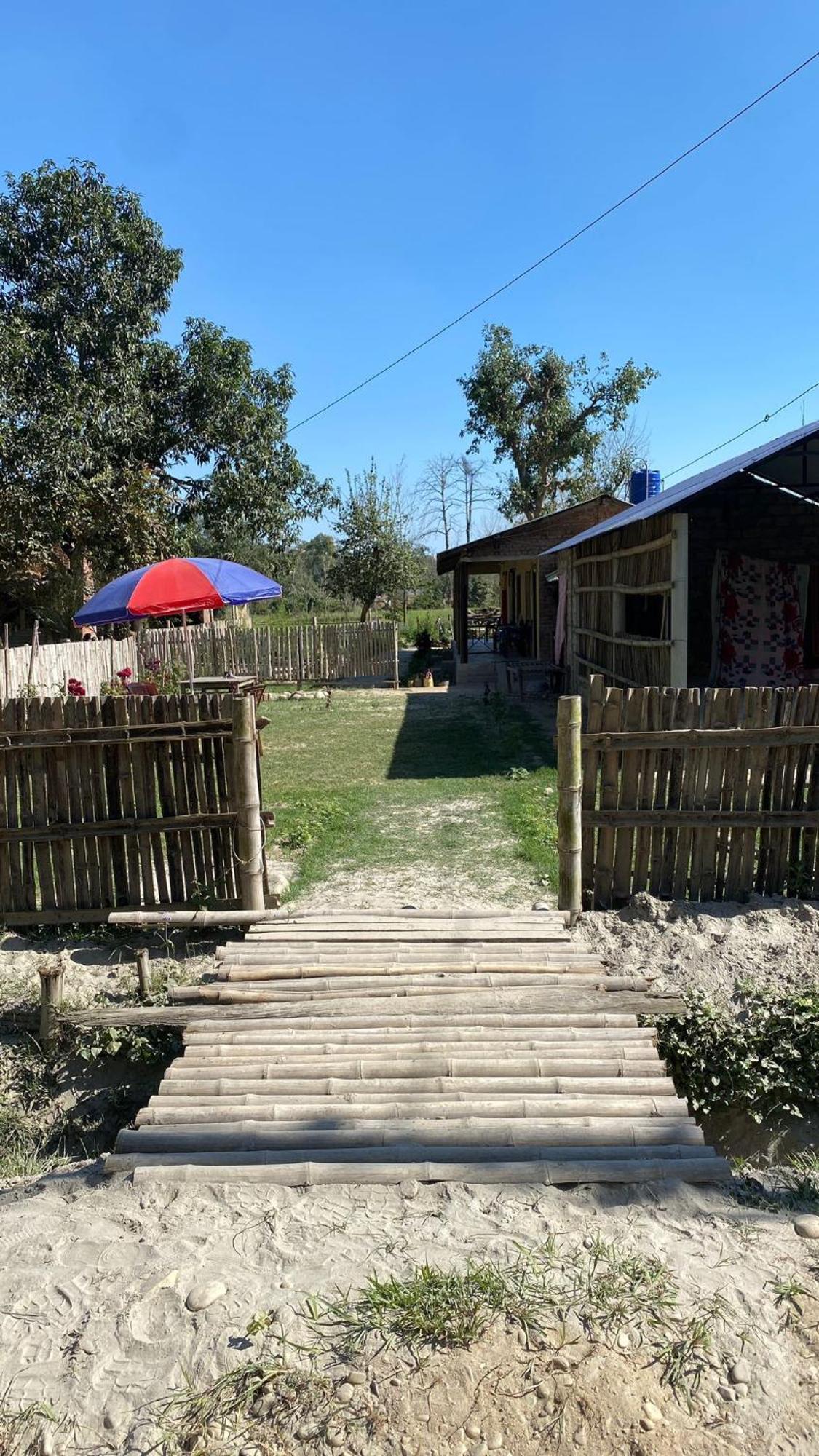 Nanu'S Bardiya Homestay Екстер'єр фото